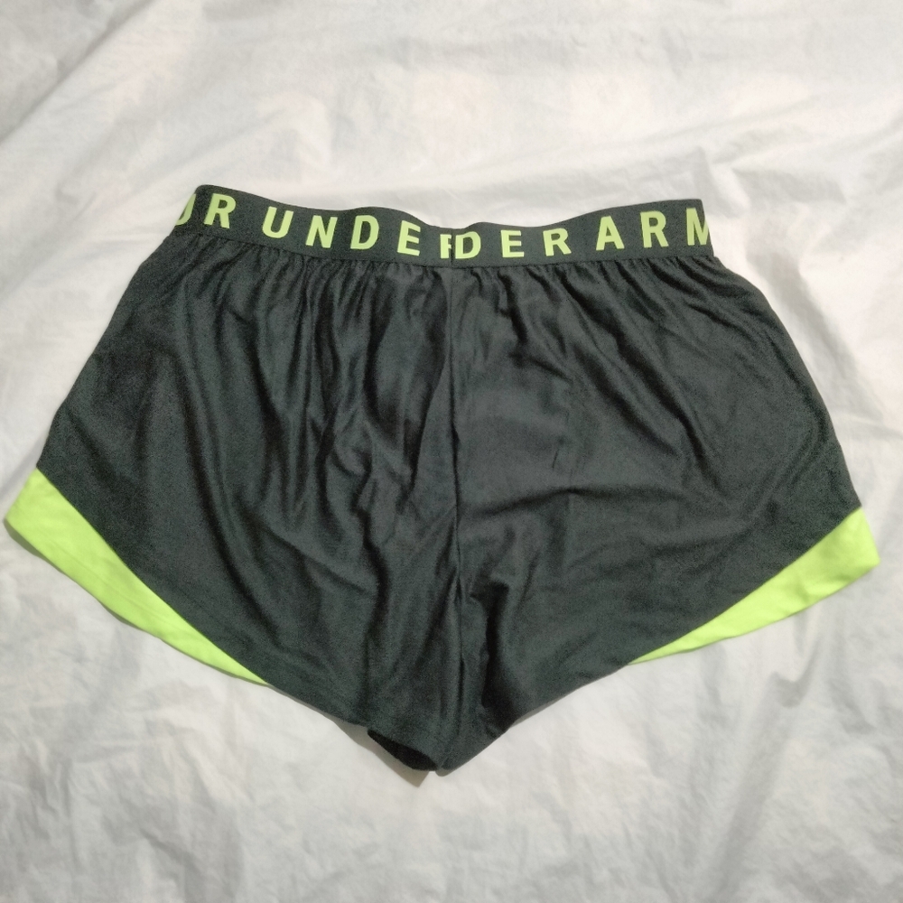 NEW Women’s Plus Under Armour Running Activewear Shorts Black 1353764 Size 2X